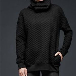 Gap quilted turtleneck sweatshirt size medium